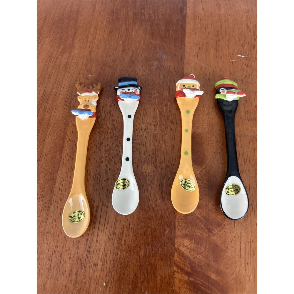 Temp-Tations By Tara set Of 4 Christmas Hot Chocolate Spoons